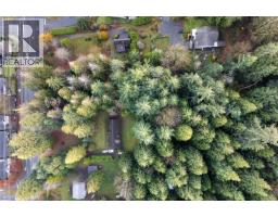 5611 Hammond Bay Rd, Nanaimo, BC V9T5N2 Photo 4