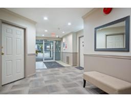 307 15941 Marine Drive, White Rock, BC V4B1E9 Photo 3