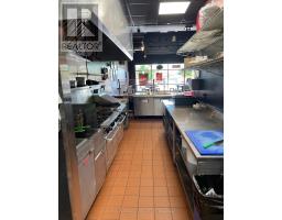 4 1403 King Street E, Clarington, ON L1E2J6 Photo 5