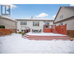 19 Grand Poplar Lane, Wasaga Beach, ON L9Z0C7 Photo 2