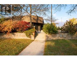 785 Arrow Road, Image 2