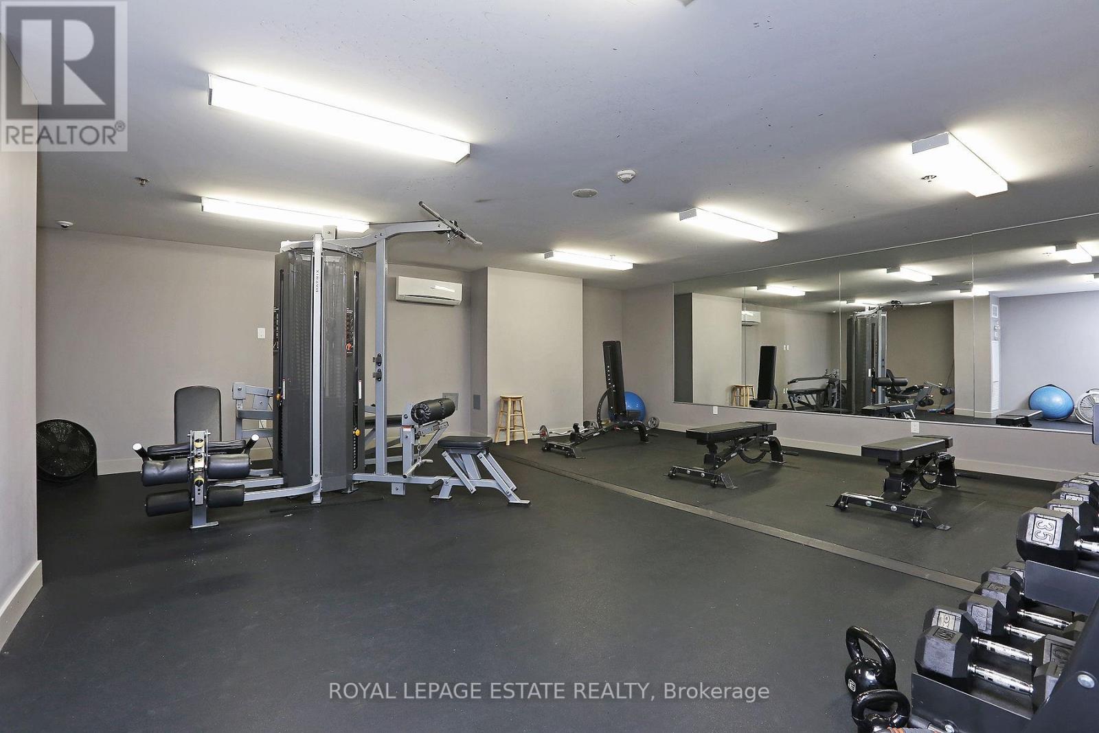 206 816 Lansdowne Avenue