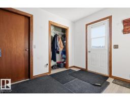 Family room - 453058 Rge Road 270, Rural Wetaskiwin County, AB T0C1H0 Photo 4