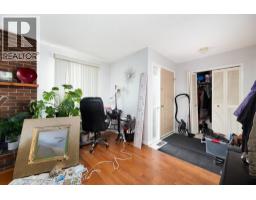 4pc Bathroom - 193 Eymundson Road, Fort Mcmurray, AB T9H4N1 Photo 2