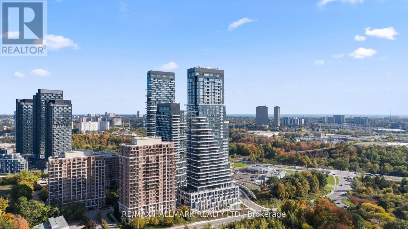 1906 10 Inn On The Park Drive