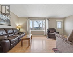 Dining room - 101 Lance Road, Laurentian Hills, ON K0J1P0 Photo 2