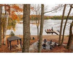 Foyer - 305 Salmon Lake Road, Seguin, ON P2A0B2 Photo 4