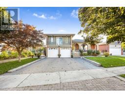 154 Fairglen Avenue, Image 3