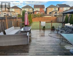 Great room - 144 Underwood Drive, Whitby, ON L1M0K9 Photo 3