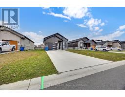 Dining room - 80 Arrowhead Lane, Chathamkent, ON N7M0A6 Photo 2