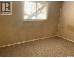 Living room - 400 Reed Street, Morse, SK S0H3C0 Photo 2