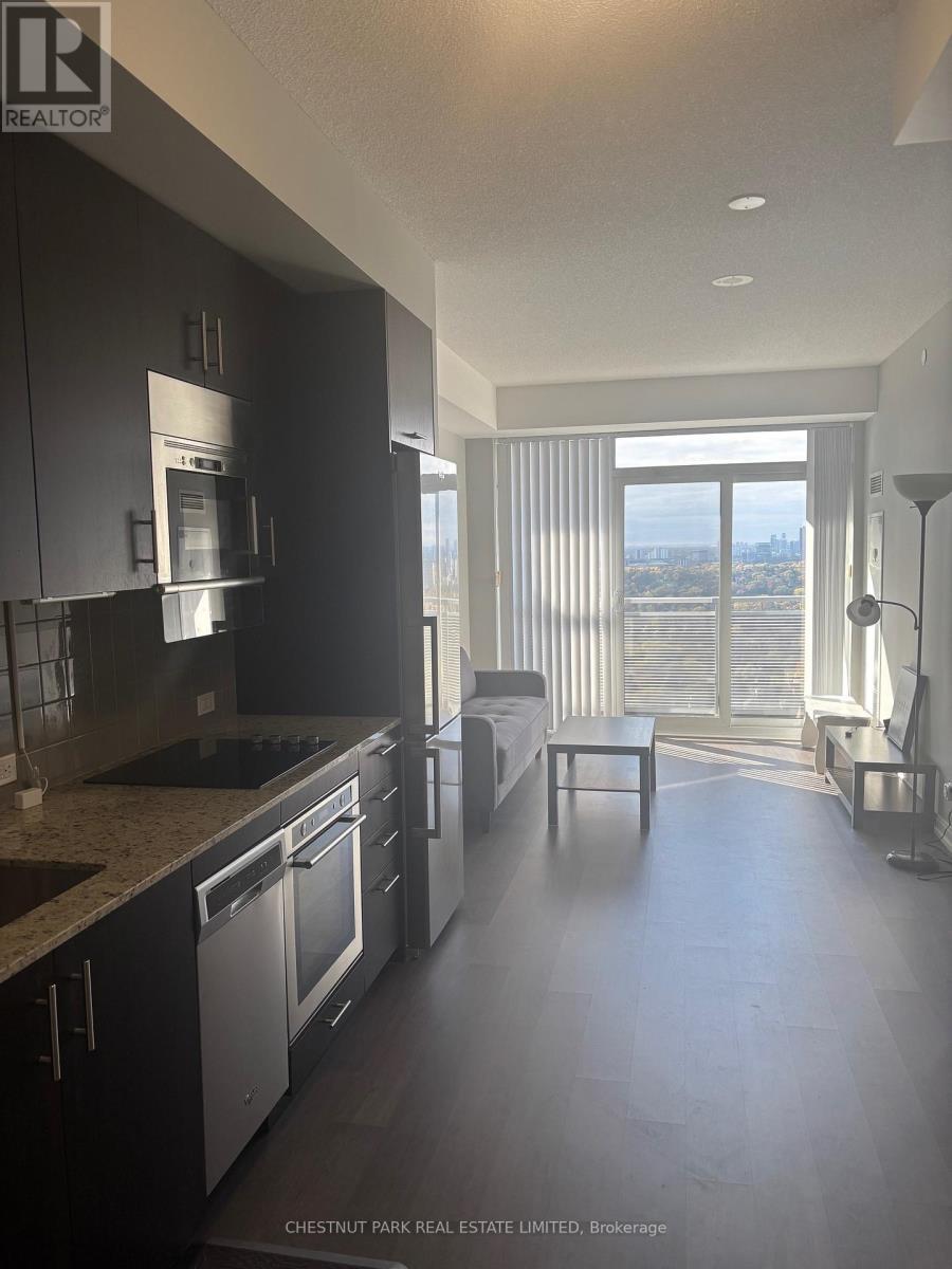 3307 255 Village Green Square