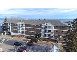 Kitchen - 201 104 10 St, Cold Lake, AB T9M1A6 Photo 3
