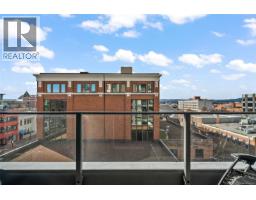 Kitchen - 610 728 Yates St, Victoria, BC V8W0C8 Photo 3