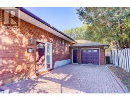 11 Doerr Road, Image 2