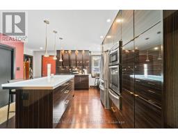 Living room - 12 Roselle Place, Hamilton, ON L8G1R3 Photo 5