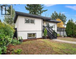 Kitchen - 1060 Nelson St, Nanaimo, BC V9S2K2 Photo 3