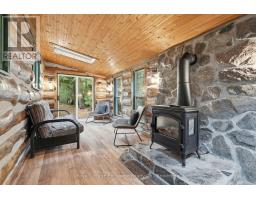 Mud room - 105 Stratford Street, Huronkinloss, ON N2Z2X3 Photo 4