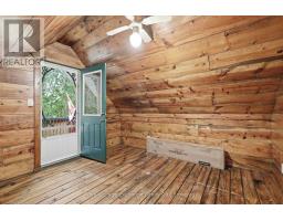 Kitchen - 105 Stratford Street, Huronkinloss, ON N2Z2X3 Photo 3