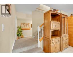 Bedroom - 1563 Holden Road, Penticton, BC V2A8M9 Photo 5