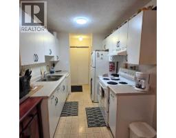 Primary Bedroom - 105 A 5611 10 Avenue, Edson, AB T7E1R4 Photo 5