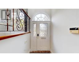 299 Finch Avenue E, Image 3