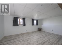 Primary Bedroom - 118 Main Street, West Elgin, ON N0L2P0 Photo 4