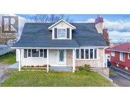 Dining room - 31 Kennedy Avenue, Sydney, NS B1P3K5 Photo 2