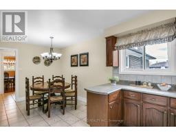 Foyer - 431 Woodbridge Avenue, Vaughan, ON L4L2T3 Photo 3