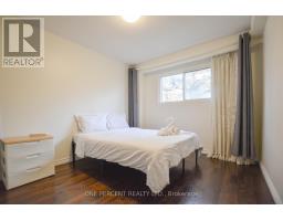 Foyer - 22 Mintwood Drive, Toronto, ON M2M3A7 Photo 2