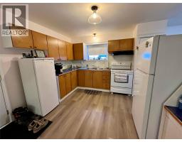 Workshop - 128 Spieker Avenue, Tumbler Ridge, BC V0C2W0 Photo 2