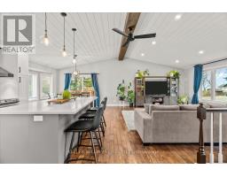 Bedroom - 4547 William Street, Plymptonwyoming, ON N0N1J6 Photo 5