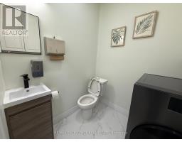 4 5484 Tomken Road, Mississauga, ON L4W2Z6 Photo 2