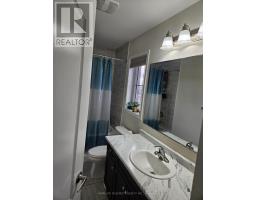 Kitchen - 46 Callandar Road, Brampton, ON L7A4T8 Photo 3