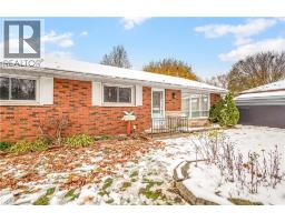 Recreation room - 8 Stockdale Drive, Brantford, ON N3R2R5 Photo 5
