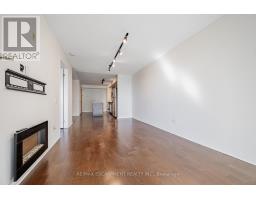 312 1040 The Queensway, Image 2