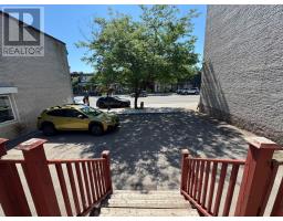 Room 270 Lakeshore Road E, Mississauga, ON L5G1H1 Photo 3