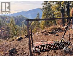 Bedroom - 7743 Mcrae Road, Christina Lake, BC V0H1E0 Photo 3