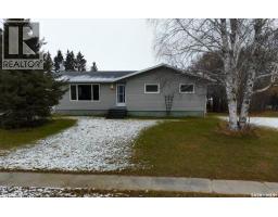 Dining room - 203 2nd, Stenen, SK S0A3X0 Photo 2