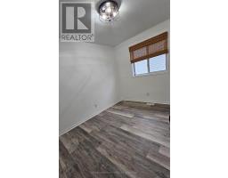 Bathroom - 244 Autumn Crescent, Welland, ON L3C7K2 Photo 2