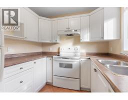 Bedroom - 68 7570 Tetayut Rd, Central Saanich, BC V8M2H4 Photo 4