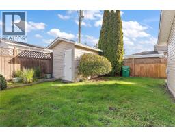 Ensuite - 68 7570 Tetayut Rd, Central Saanich, BC V8M2H4 Photo 5