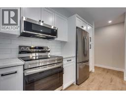 Kitchen - 5302 42 Avenue, Red Deer, AB T4N3A4 Photo 3