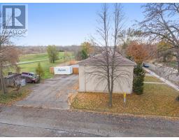 Living room - 94 Sixth Avenue, Brant, ON N3S1B2 Photo 5
