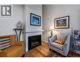 Bedroom - 1769 Bay St, Victoria, BC V8R2B9 Photo 3