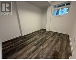 216 3 Bancroft Lane, Richmond Hill, ON L4E1M1 Photo 4