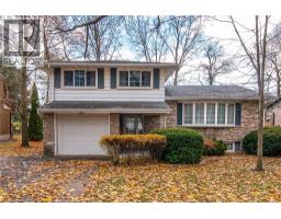 Kitchen - 155 Shuh Avenue, Kitchener, ON N2A1H4 Photo 3