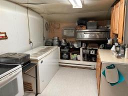 650 Broadway Street N, Image 3