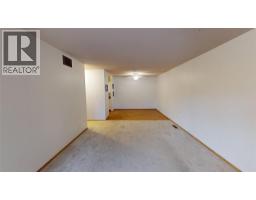 Primary Bedroom - 2365 12 Street N Unit 203, Cranbrook, BC V1C5T4 Photo 4