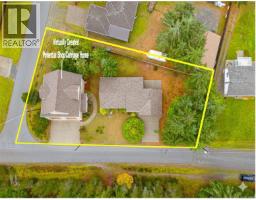 Bedroom - 185 Huson Rd, Qualicum Beach, BC V9K2A2 Photo 3